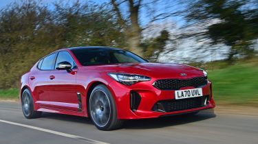 2021 Kia Stinger GT-S 3.3 T-GDi V6 - tracking