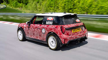 MINI JCW - spyshot rear tracking