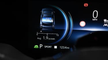 Toyota Urban Cruiser - dials 3