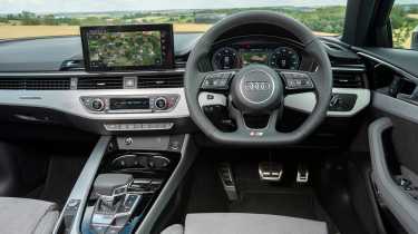 Audi A4 Avant - interior