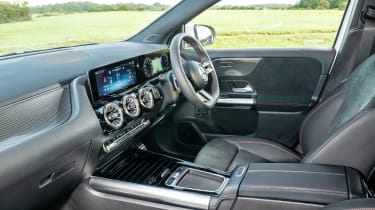 Mercedes GLA facelift - interior