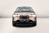 BMW Vision iNEXT - studio front