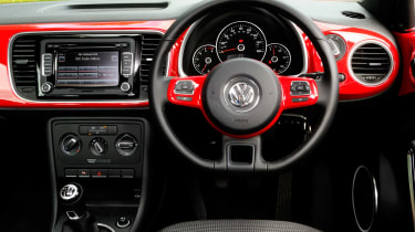 Volkswagen Beetle 2.0 TDI interior