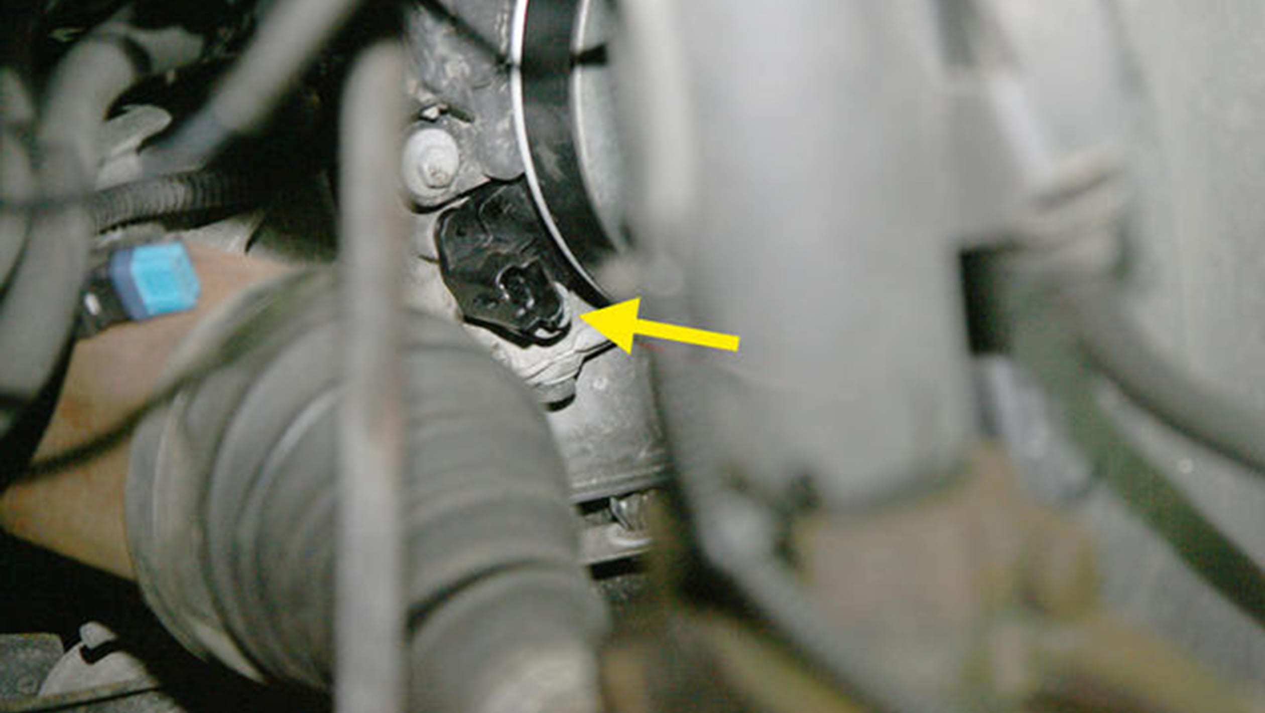 How to replace the crankshaft position sensor - pictures | Auto Express