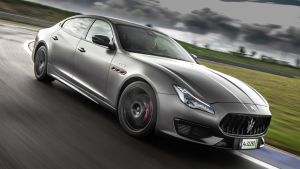 Maserati Quattroporte Trofeo - front action