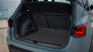 SEAT Arona 2025 - boot