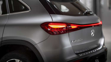 2023 Mercedes EQA facelift - tail light bar