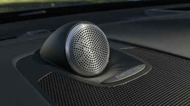 Volvo XC60 - bowers and wilkins speakers