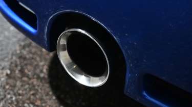 Volkswagen Golf R32 - exhaust