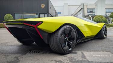 Lamborghini Manifesto AEX rear 3/4