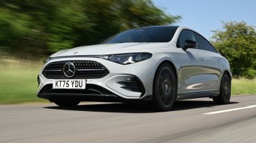 Mercedes CLA Hybrid - front tracking