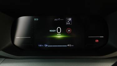 Renault Master E-Tech - dashboard screen