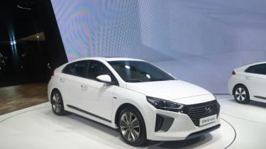 Hyundai Ioniq - Geneva - front three quarter