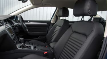 VW Passat 2015 front seats