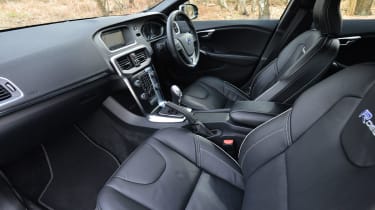 Volvo V40 R-Design front seats