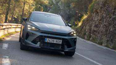 Cupra Formentor VZ5 - front cornering
