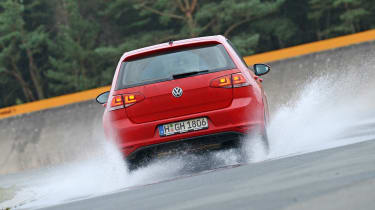 VW Golf aquaplaning