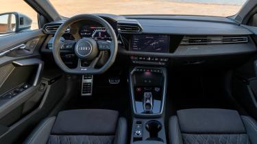 Audi S3 седан - DashCoin