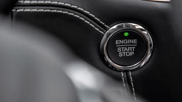 Ford Edge - start/stop