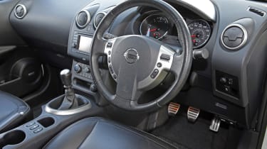 2012 Nissan Qashqai MK1 (2007-2013) N-Tec + Dci SUV Manual Diesel White –  G&R Harris