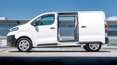 Vauxhall Vivaro-e Hydrogen - side door open
