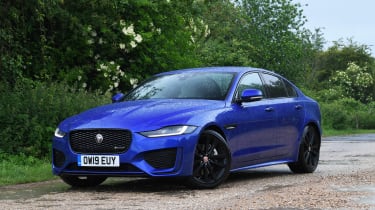 Jaguar Xe Mpg Co2 Emissions Road Tax Amp Insurance Groups