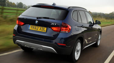 BMW X1 rear tracking