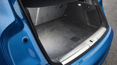 Audi Q3 - boot