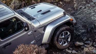 Jeep Wrangler  - front off-roading