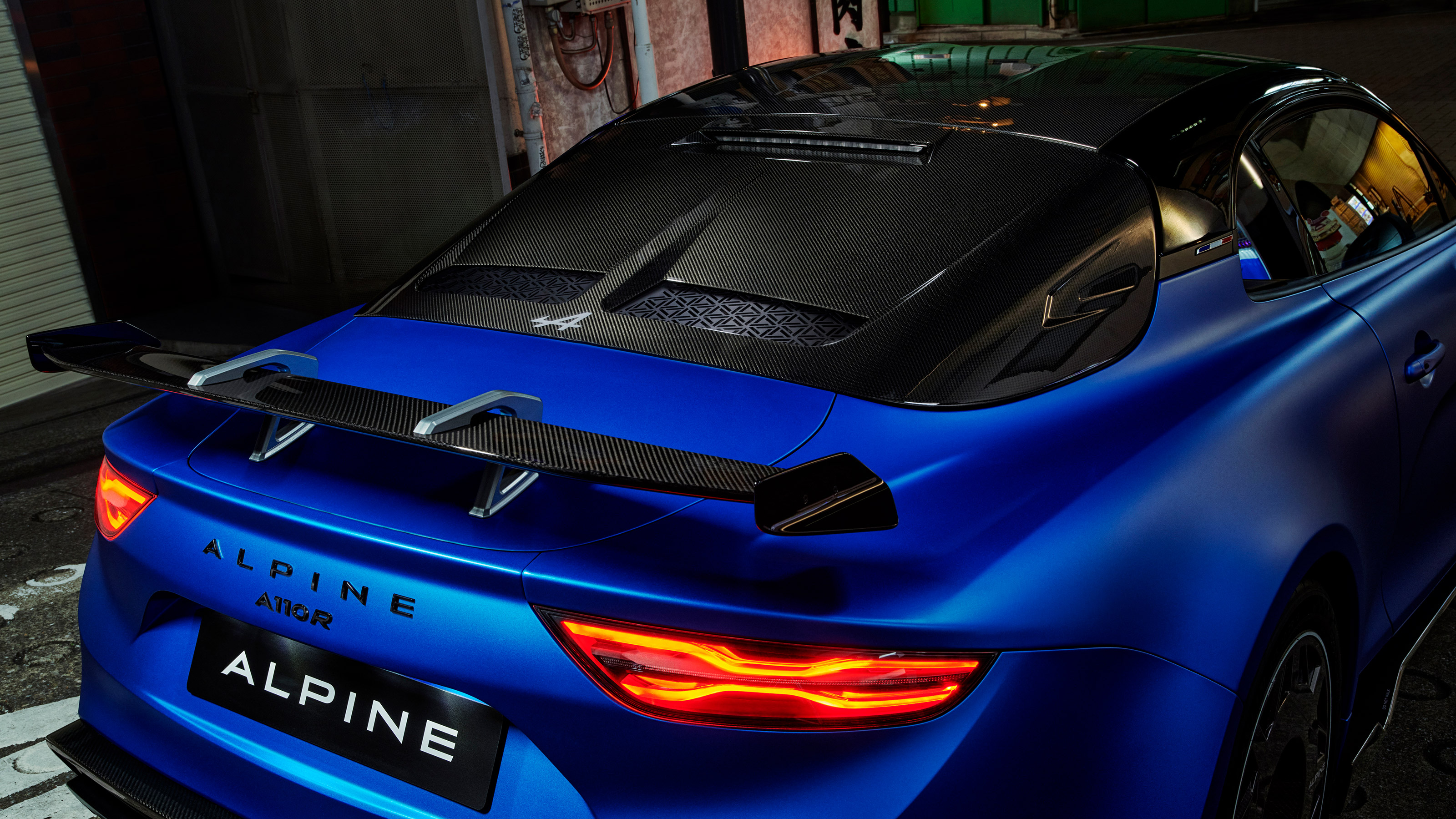 Alpine A110 R Fernando Alonso Debuts With €148,000 Price Tag