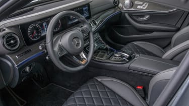 Mercedes E 350d AMG Line 2016 - interior
