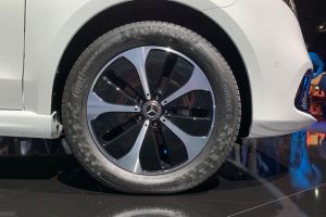 Mercedes EQV - wheel