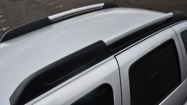 Dacia Duster roof bars