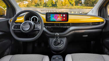 Fiat 500 Hybrid Torino - dash