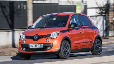 Renault Twingo GT - front tracking