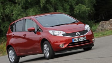 Nissan Note action