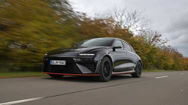 Hyundai Ioniq 6 N - front tracking