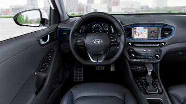 Hyundai IONIQ hybrid 2016 - interior