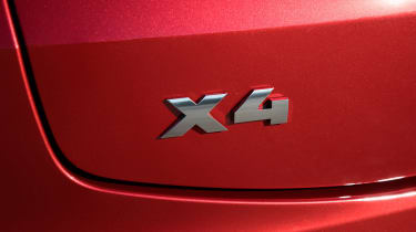 BMW X4 - X4 badge