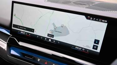 BMW i5 Touring - sat-nav