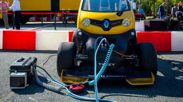 Renault Twizy F1 charging