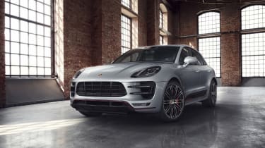 Porsche Macan Turbo Exclusive Performance Edition in silver front