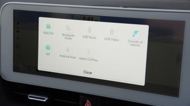 Hyundai Ioniq 5 - screen