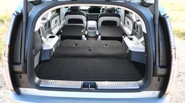 Hyundai Ioniq 9 - boot