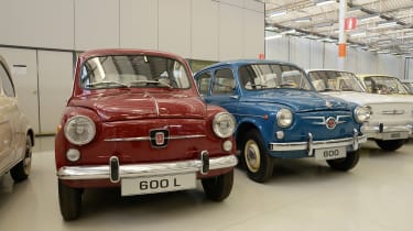 SEAT 600 L and SEAT 800