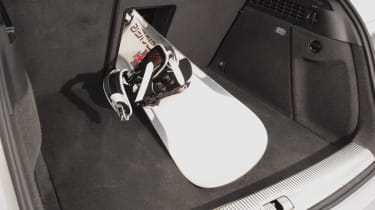 Audi Q3 boot ski-hatch