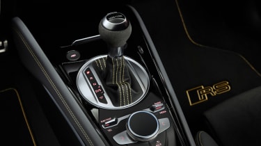 Audi TT RS Coupe iconic edition - transmission