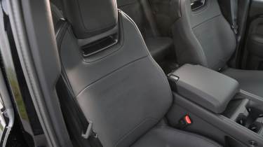 Land Rover Defender OCTA Black - front seats