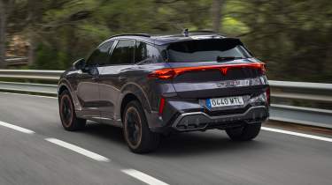 Cupra Terramar - rear tracking