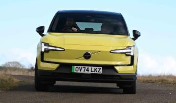 Volvo EX30 - front, full width